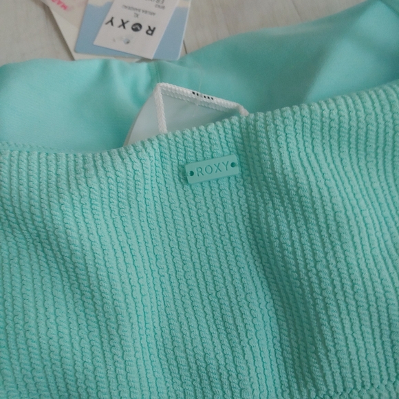 ROXY NEW Aruba Bandeau Bikini Top - Picture 11 of 14